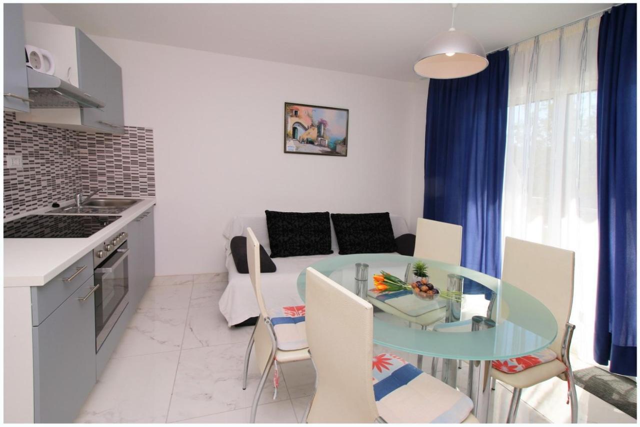 Apartments Elvi - Amazing Position & Parking 프리모스턴 외부 사진